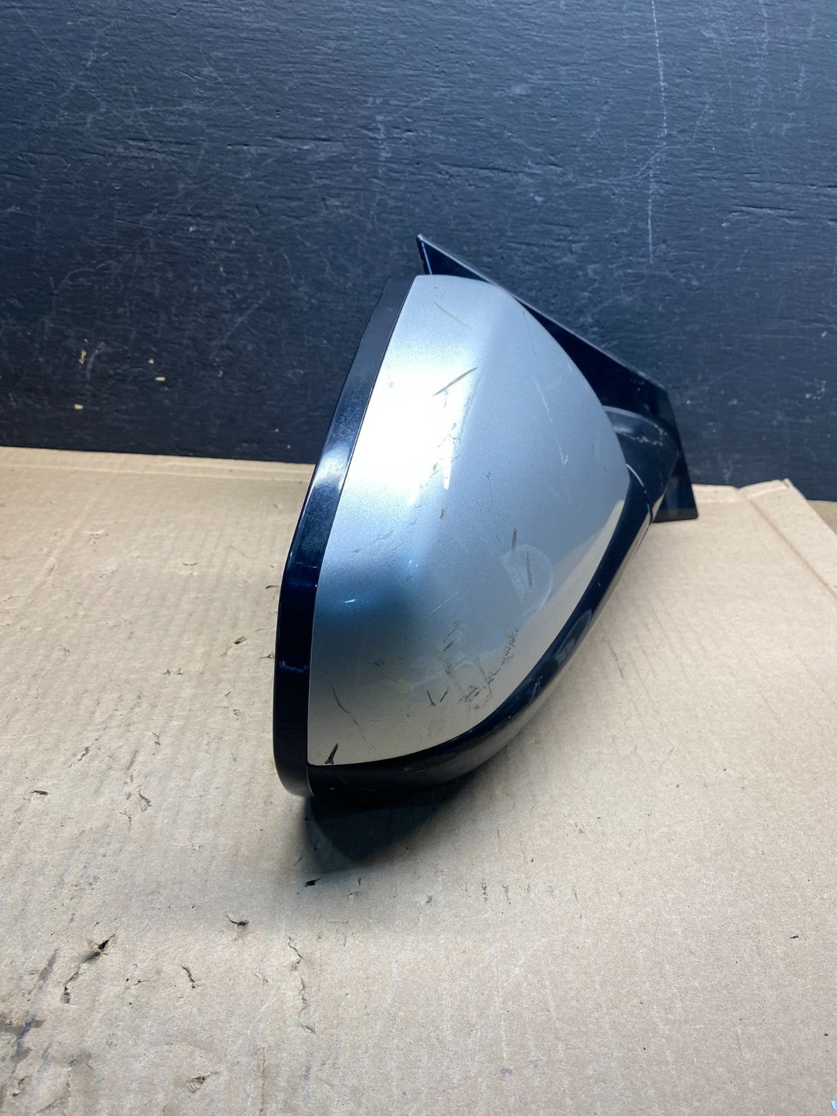 2010 to 2016 Cadillac SRX Right Passenger Rh Side Door Mirror AE7958 DG1