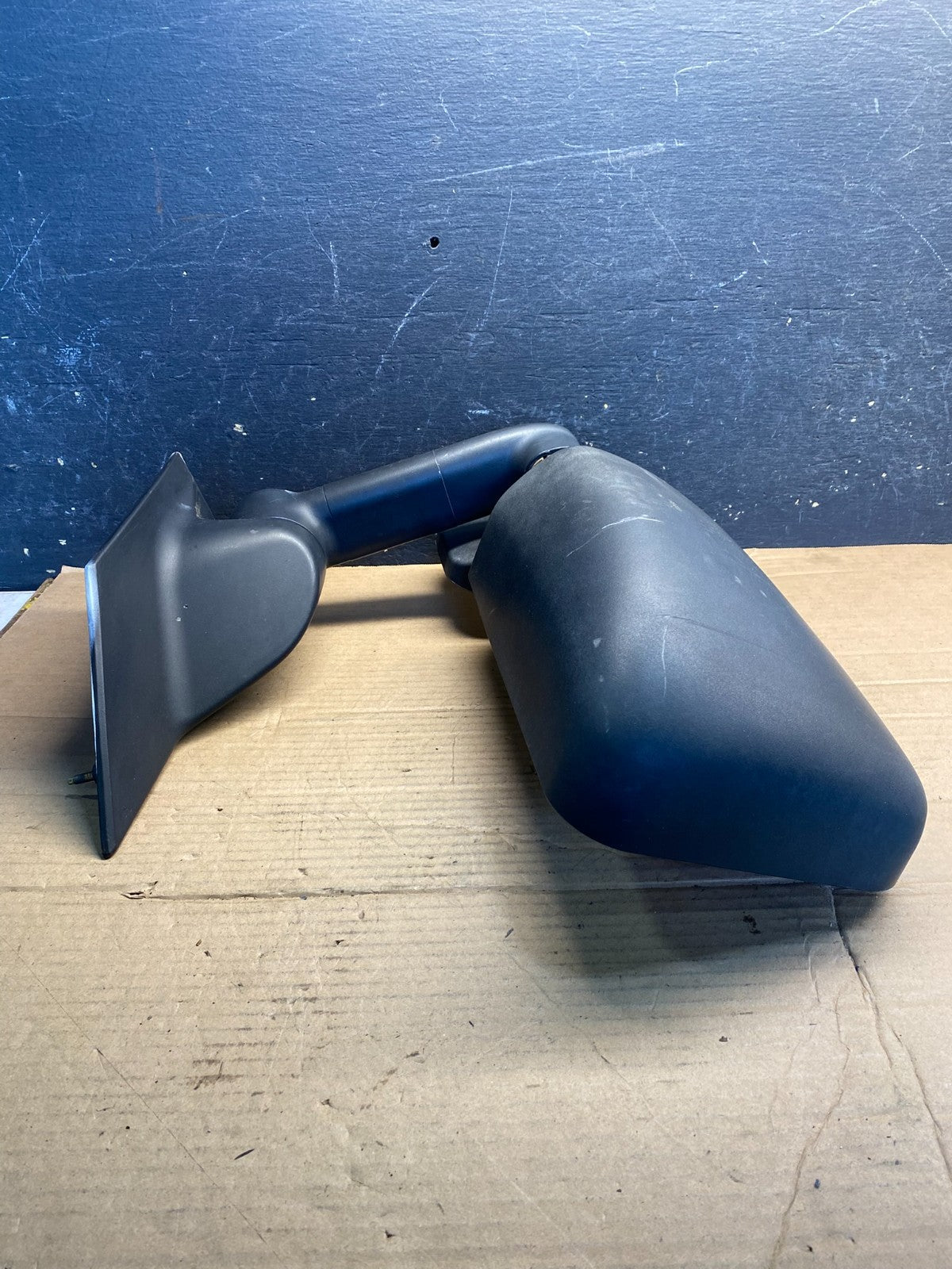 2005 Chevrolet Express Savana Right Passenger RH Side View Mirror AA5615 DG2