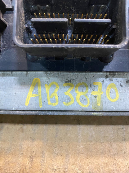 2006 Lincoln Navigator 5.4L Engine Control Unit ECU ab3870 DG3