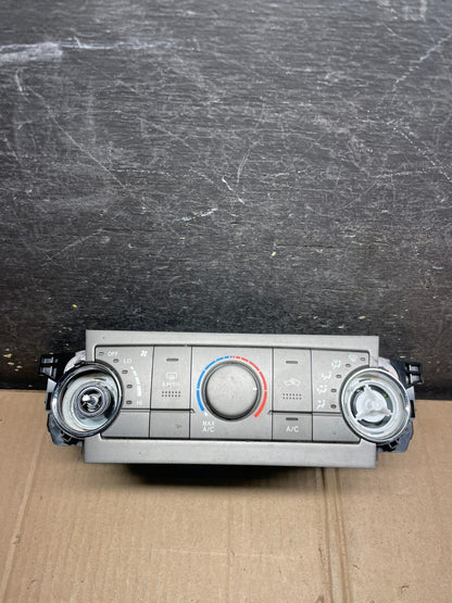 2008 to 2011 Toyota Highlander AC Heat Temp Climate Control OEM X4511 DG0