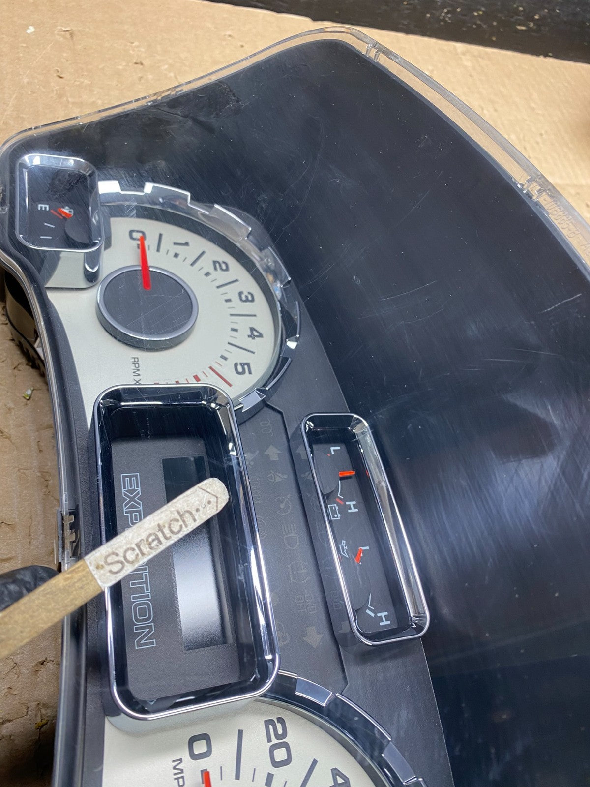 2007 2008 Ford  Expedition Speedometer Cluster Gauge OEM v7529 DG1