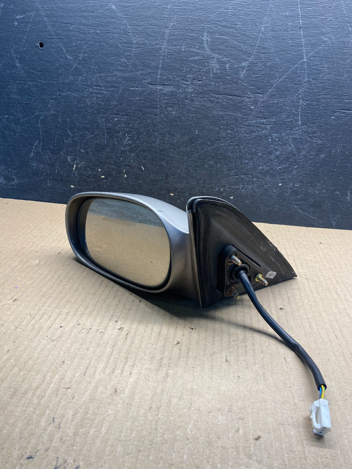 1998-2002 Toyota Corolla Left Driver LH Door View Mirror AG3945 DW11