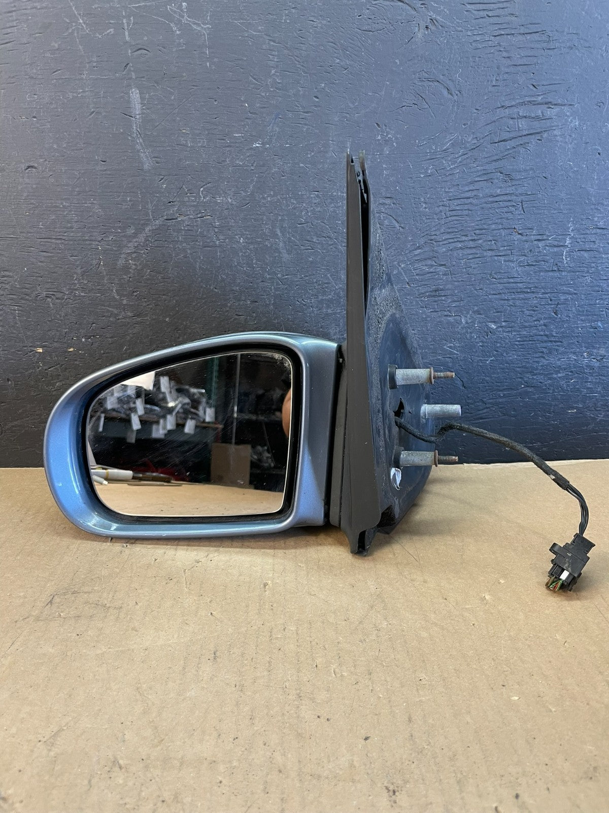 2002 to 2005 Mercedes ML Left Driver LH Side View Door Mirror AD5610 DW8