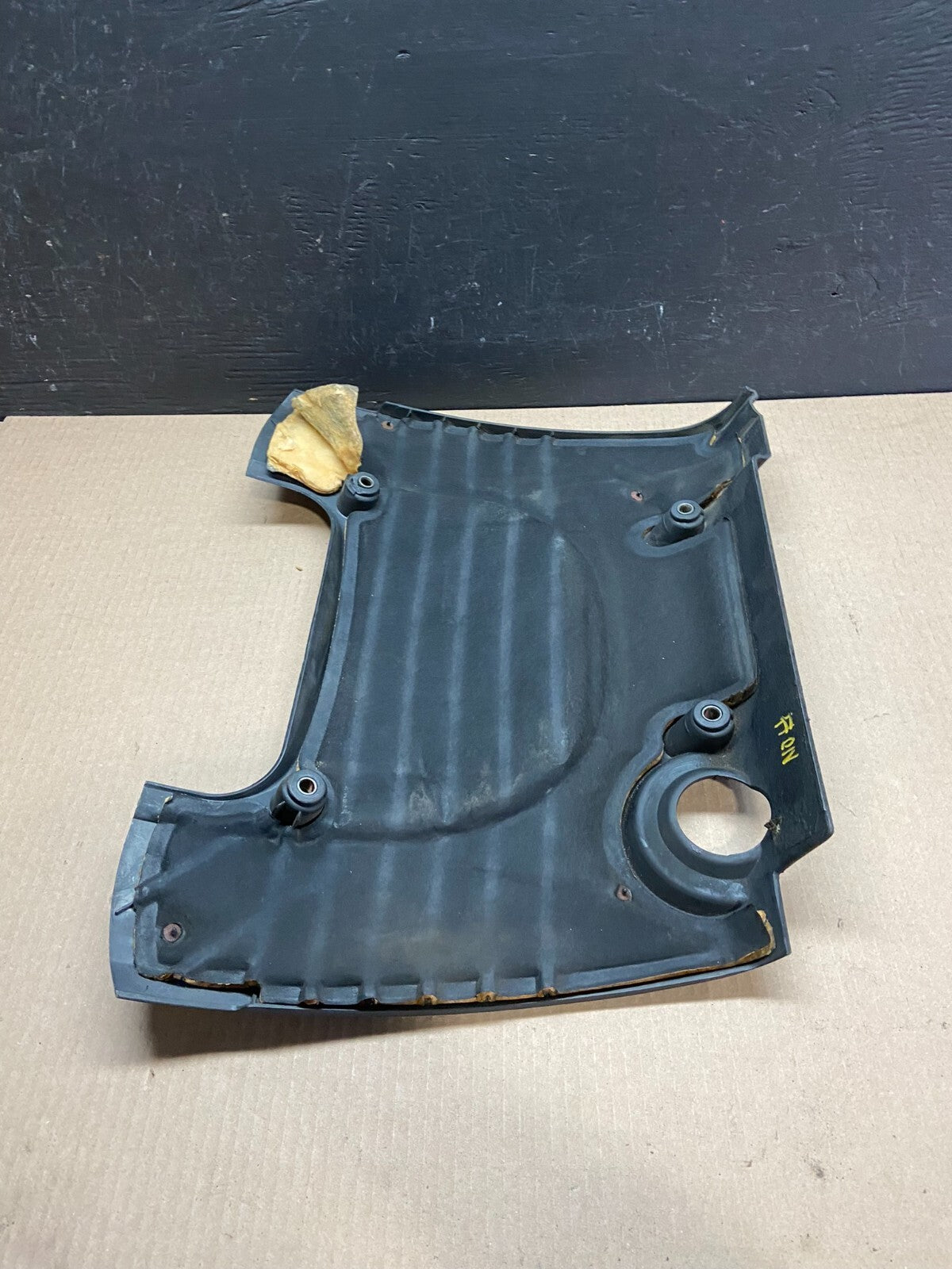 2002 to 2005 Hyundai Sonata 2.4L Engine Trim Cover E8419 PS7