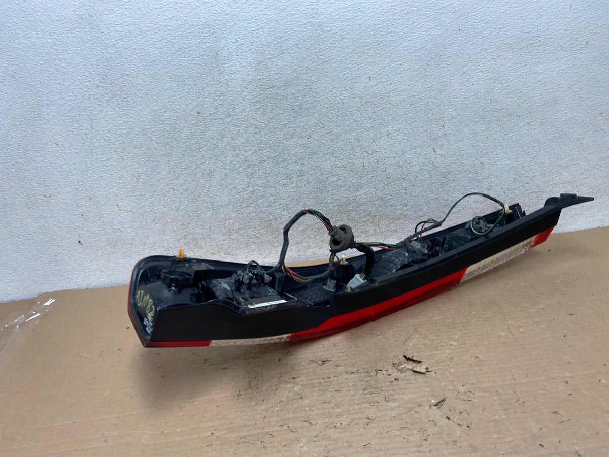 2005 to 2006 Honda Cr-v Crv Right Passenger Side Tail Light AI1087 LK6