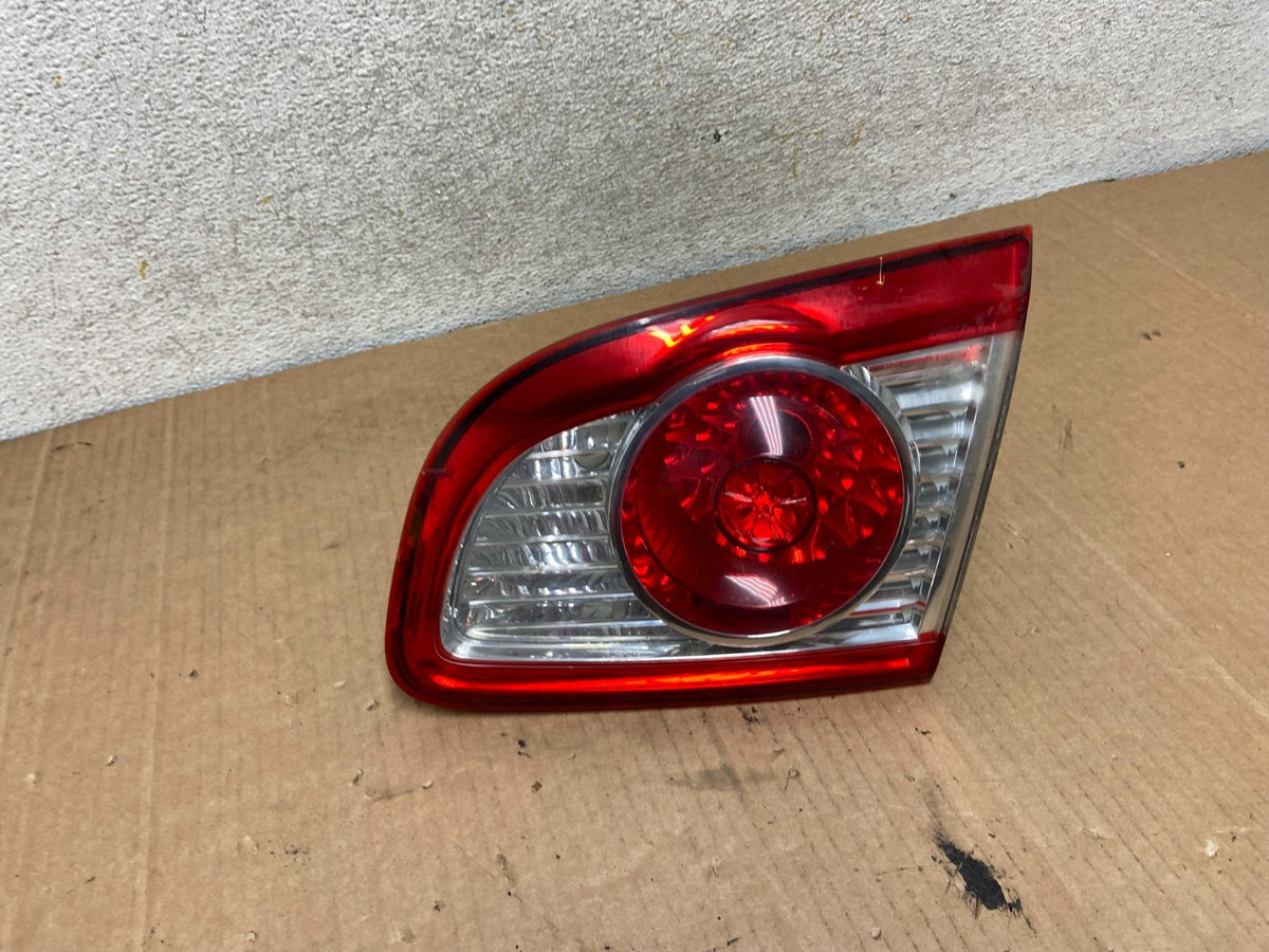 2010 2011 2012 Hyundai Santa Fe Right Passenger Tail Light Inner AI8494 LK0