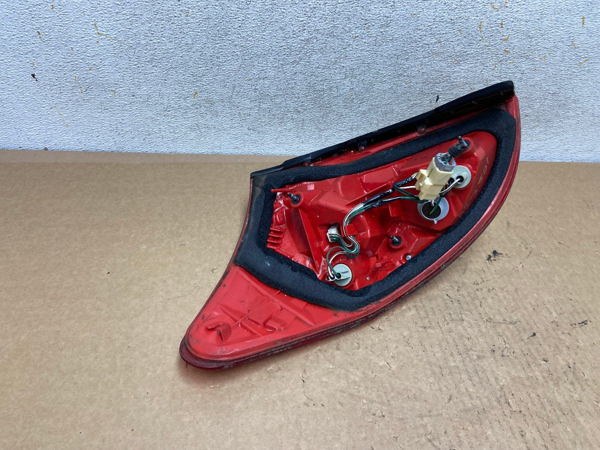 2006 2007 2008 Toyota Rav4 Right Passenger RH Side Tail Light AI3501 LK5