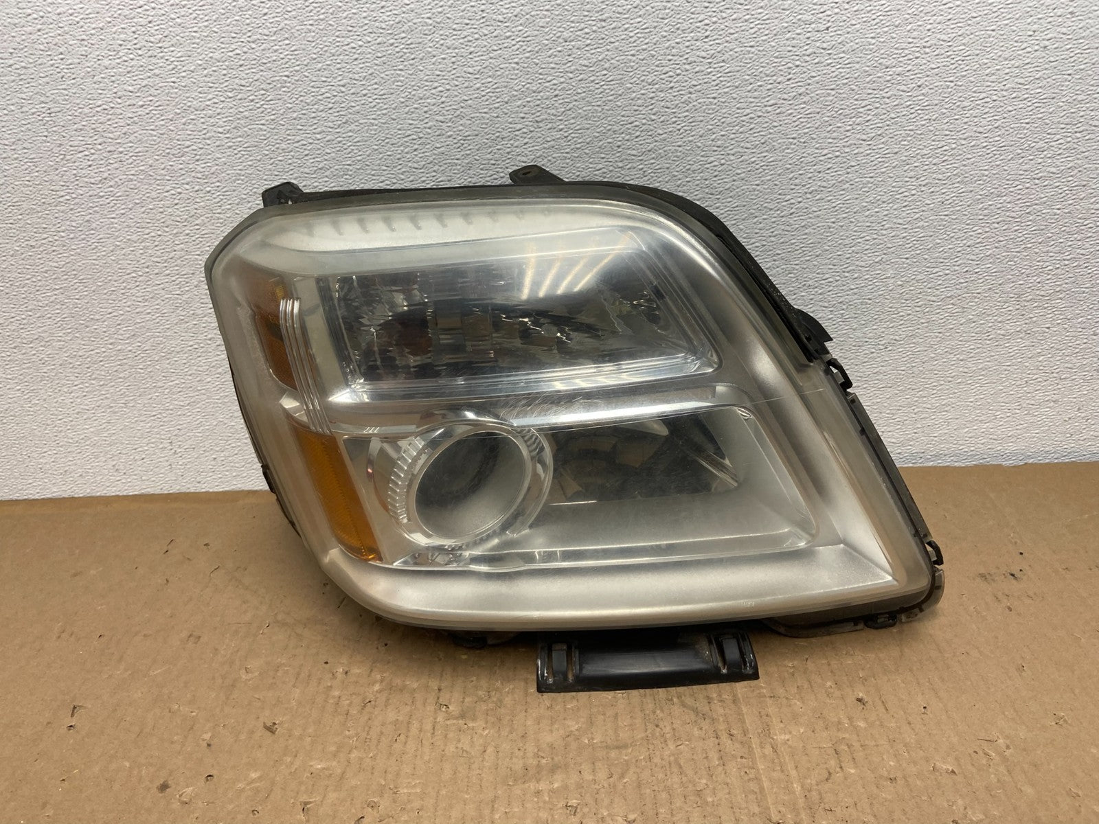 2010 to 2015 GMC Terrain Halogen Passenger Right Rh Side Headlight Oem AB6624 DW0