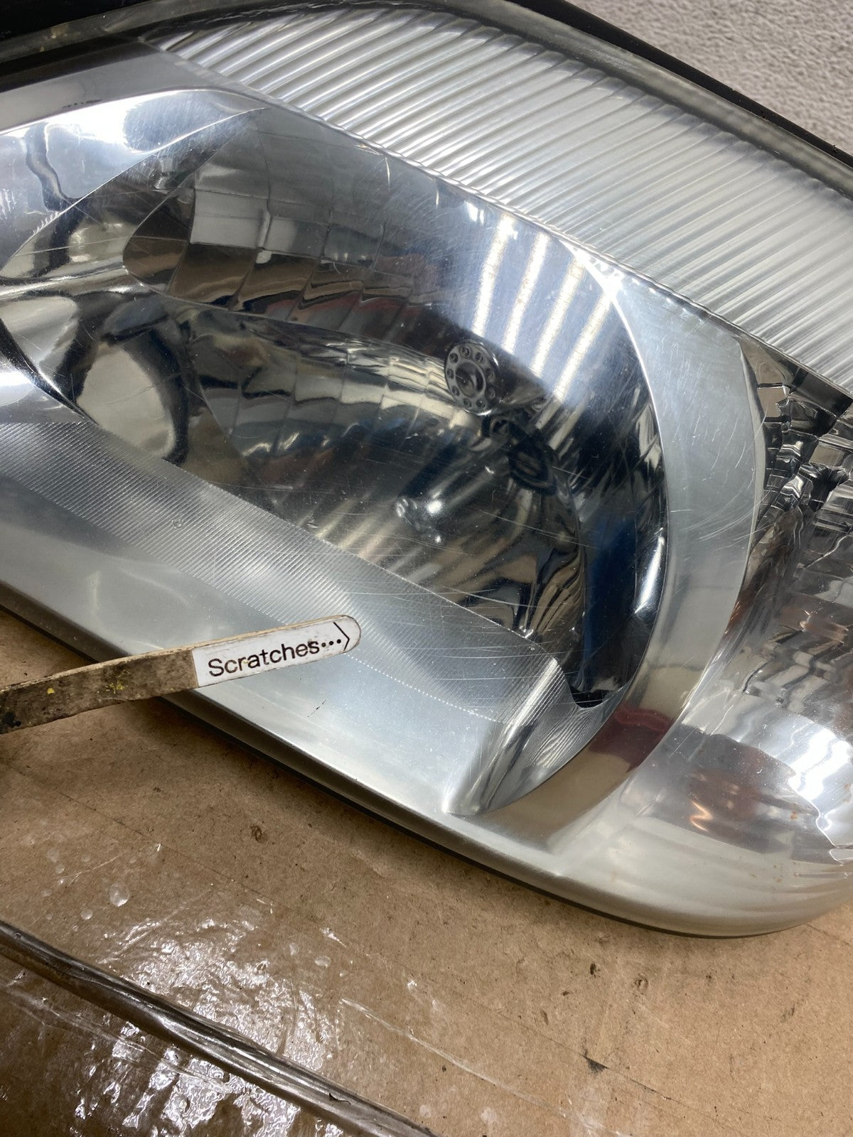 2000 to 2005 Mercury Sable Left Driver LH Side Halogen Headlight AE6756 DW3