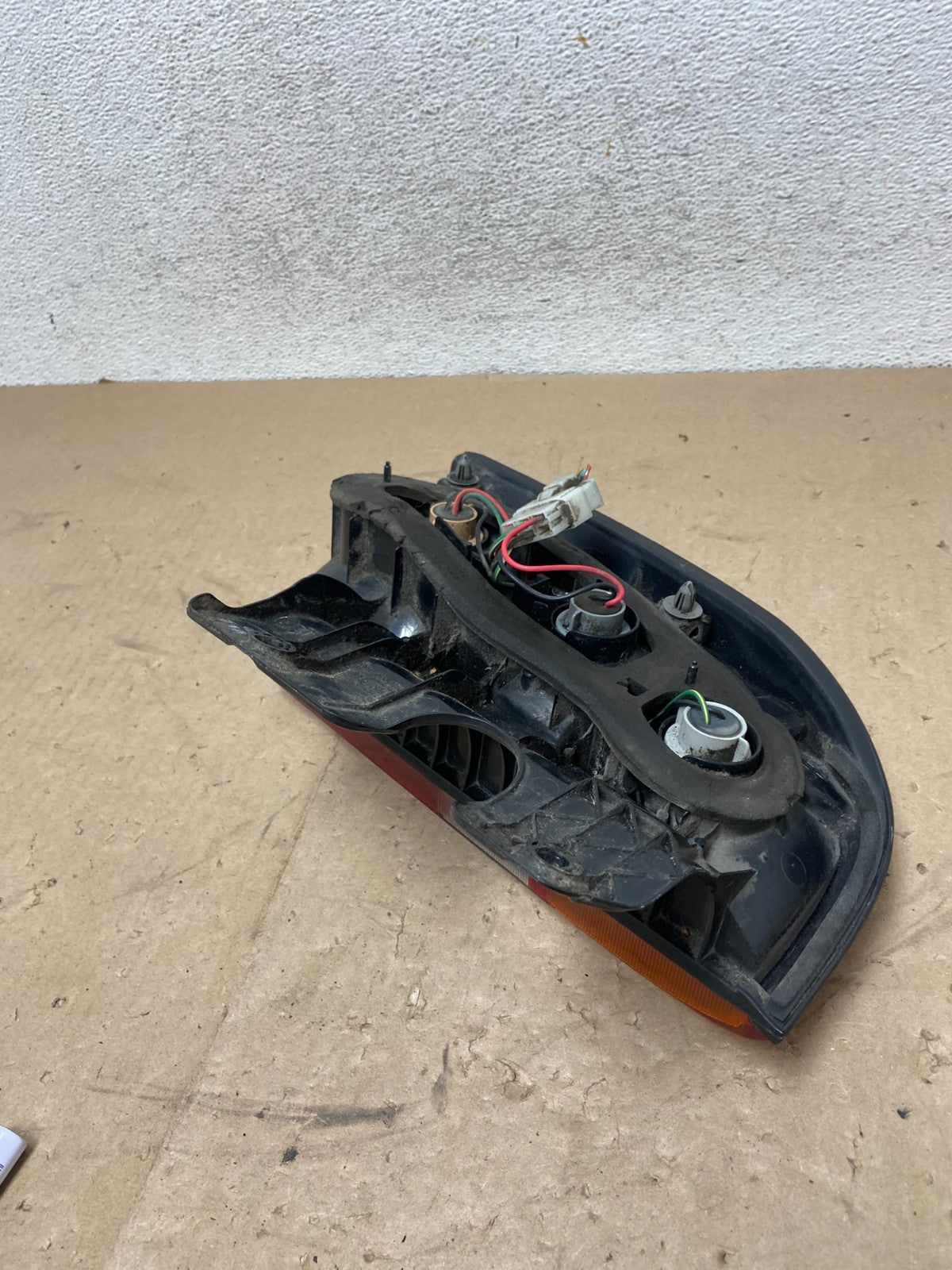 1999 to 2003 Suzuki XL-7 Vitara Right Passenger RH Side Tail Light AG5349 DW4