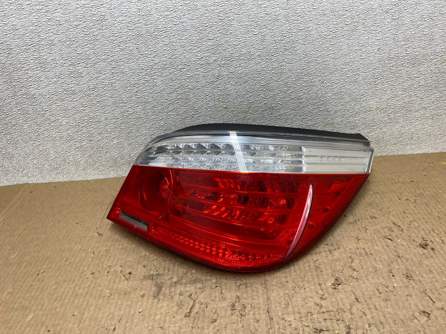 2008 2009 2010 BMW 5 525i 530i Right Passenger Rh Tail Side Light W7542 DW0