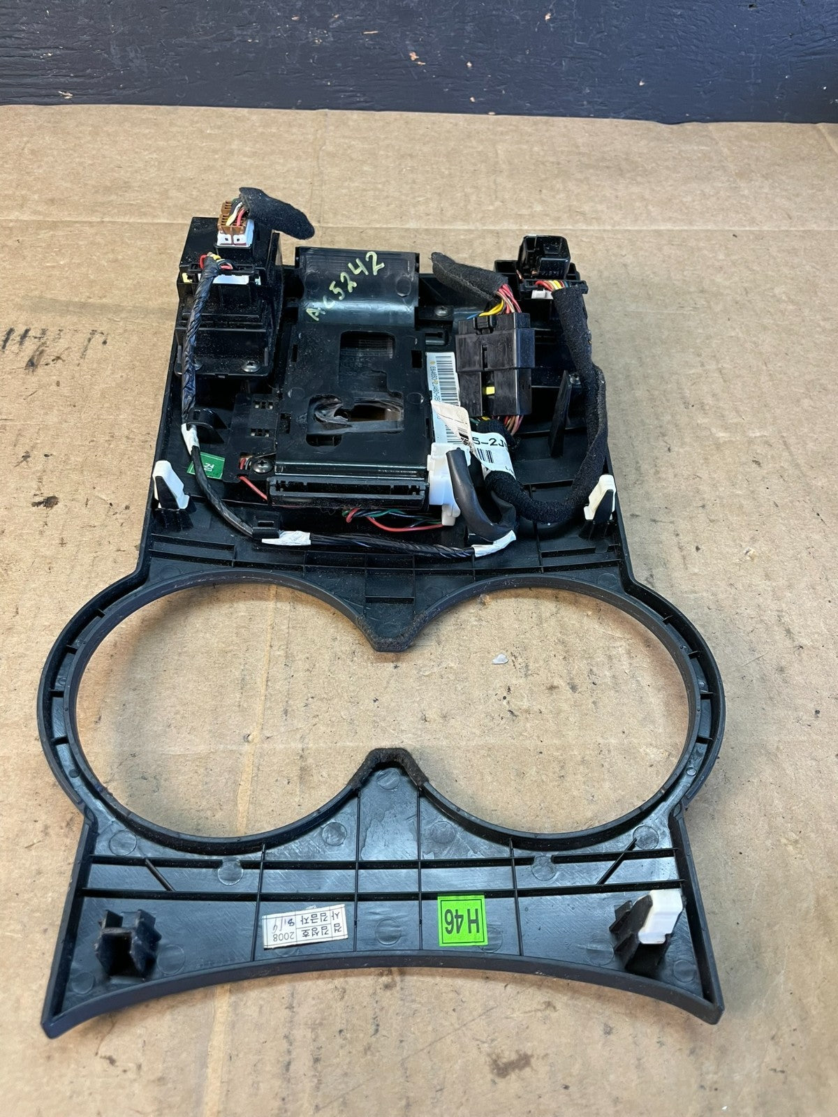 2009 to 2011 Kia Borrego AC Heater Climate Controls HVAC Storage Panel ac5242 DG6