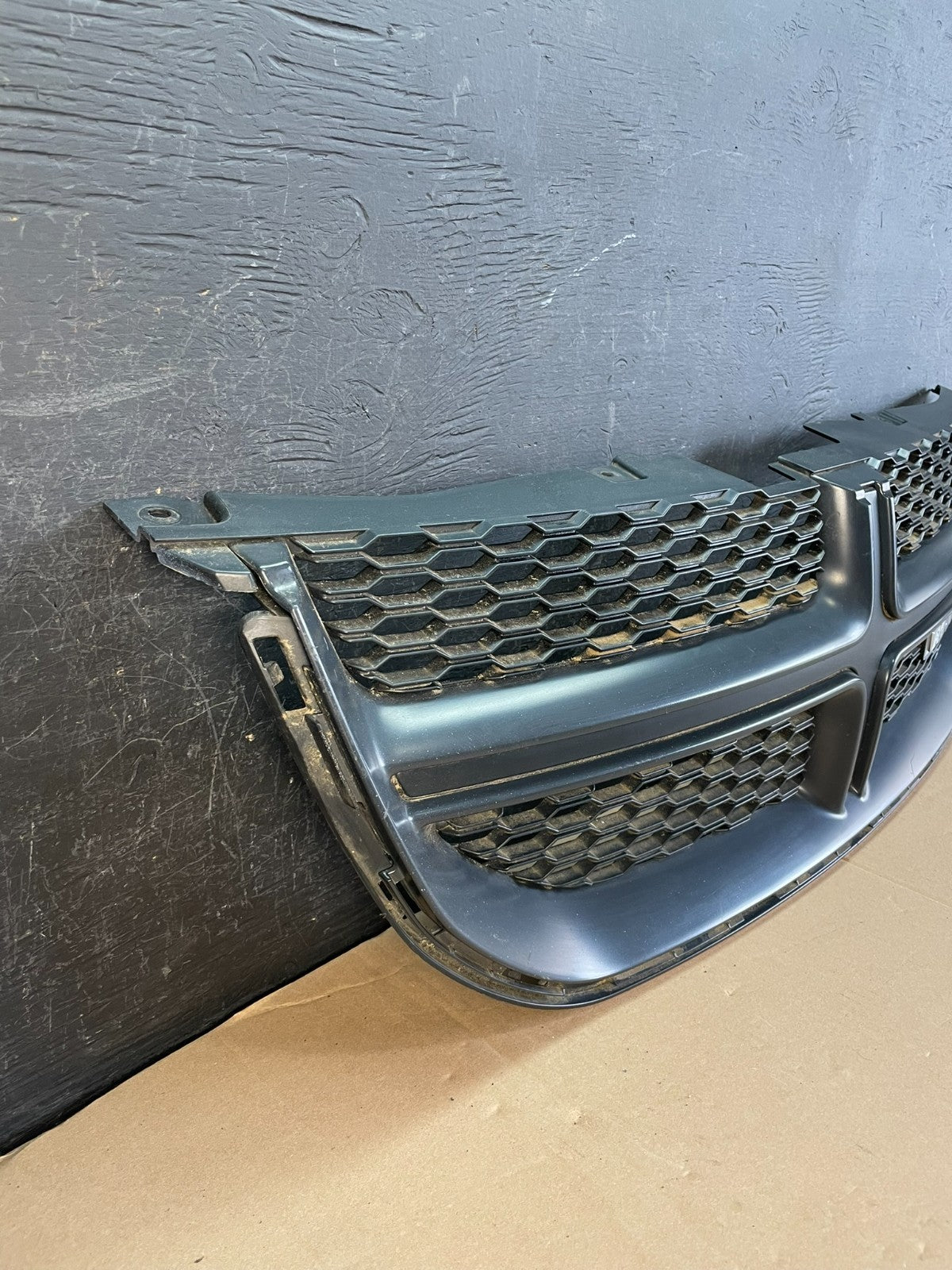 2011 to 2020 Dodge Grand Caravan Front Upper Grill Grille AD8342 DG2