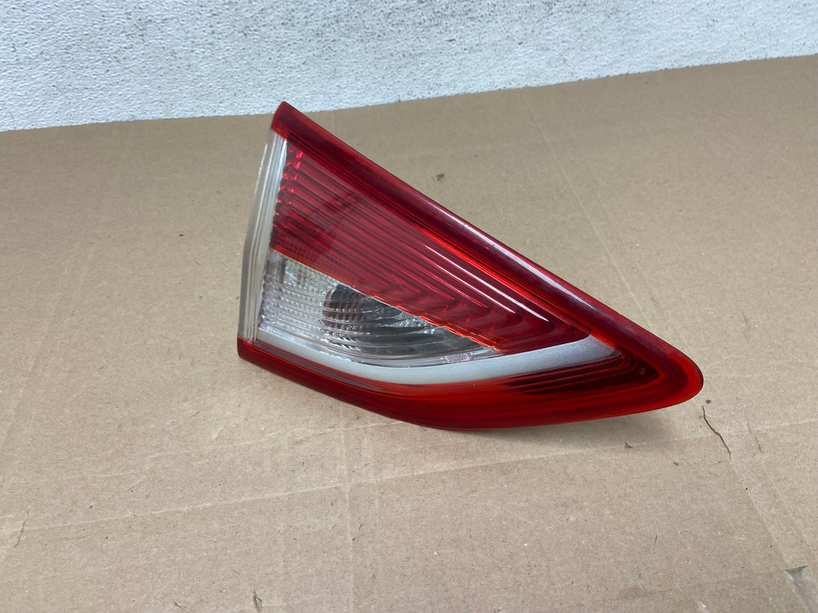 2013 to 2016 Ford Escape Left Driver LH Side Inner Tail Light AE4866 LK1