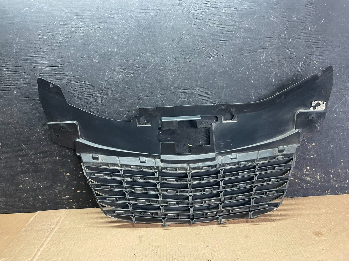 2011 to 2014 Chrysler 200 Front Upper Grill Grille AB3187 DG4
