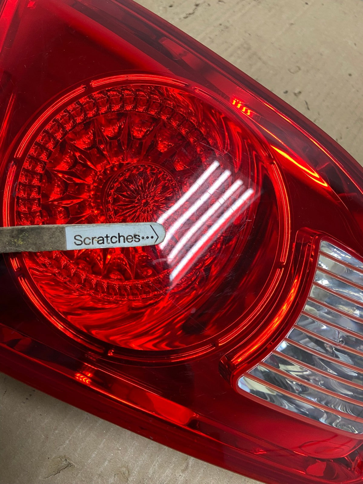 2007 2008 2009 Hyundai Santa Fe Left Driver LH Tail Light Inner AE9209 LK3