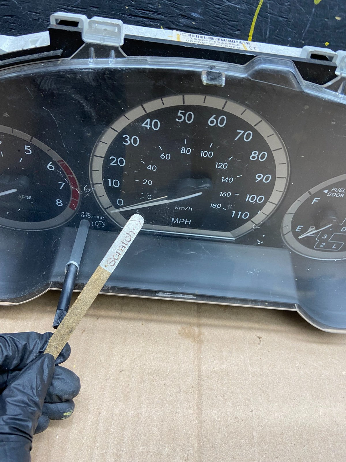 2004 2005 Toyota Sienna Speedometer Cluster Gauge Y2265 DG1