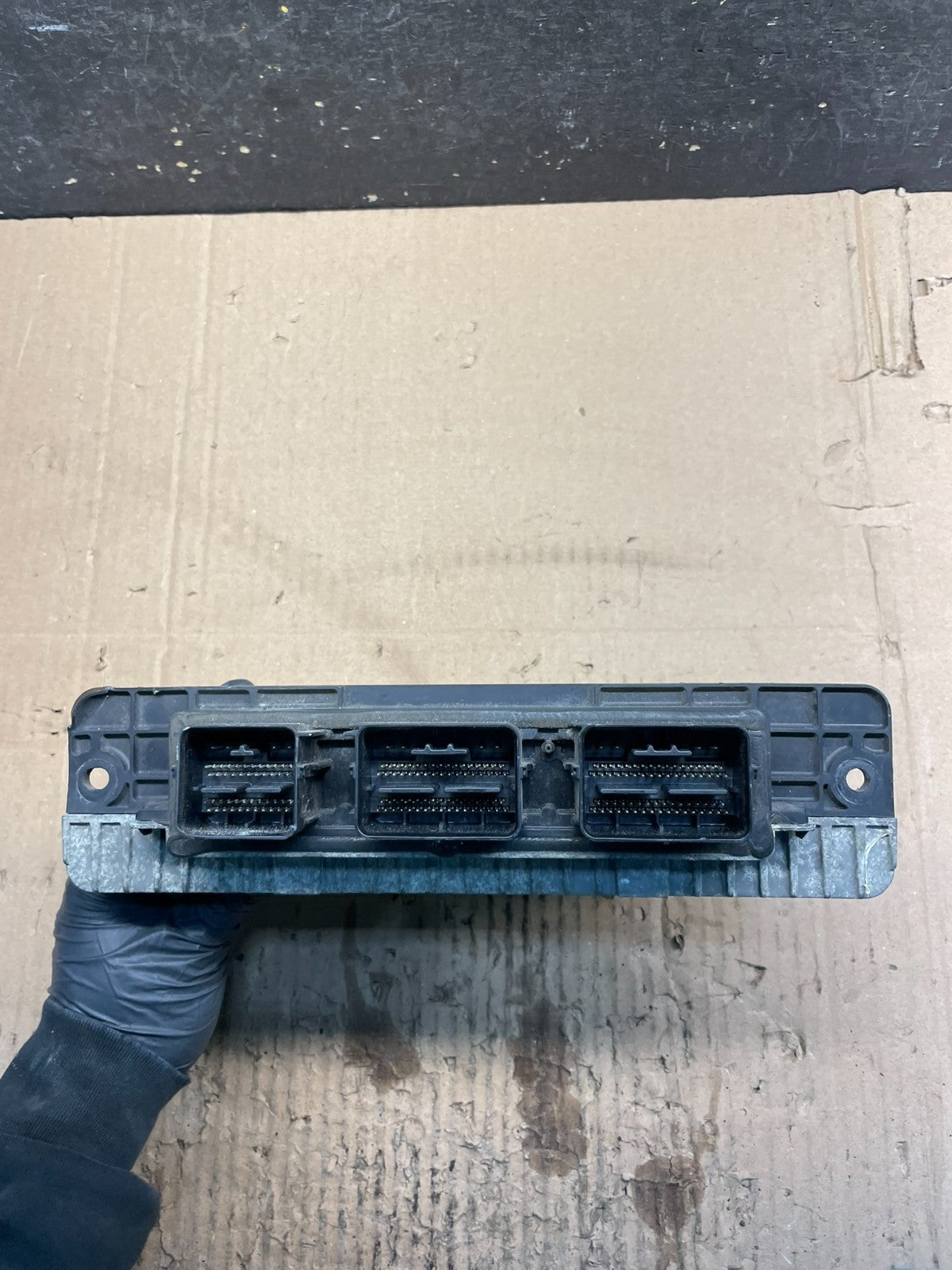 2012 to 2014 Ford Expedition Engine Control Computer Module ECM ECU OEM V2142 DW1