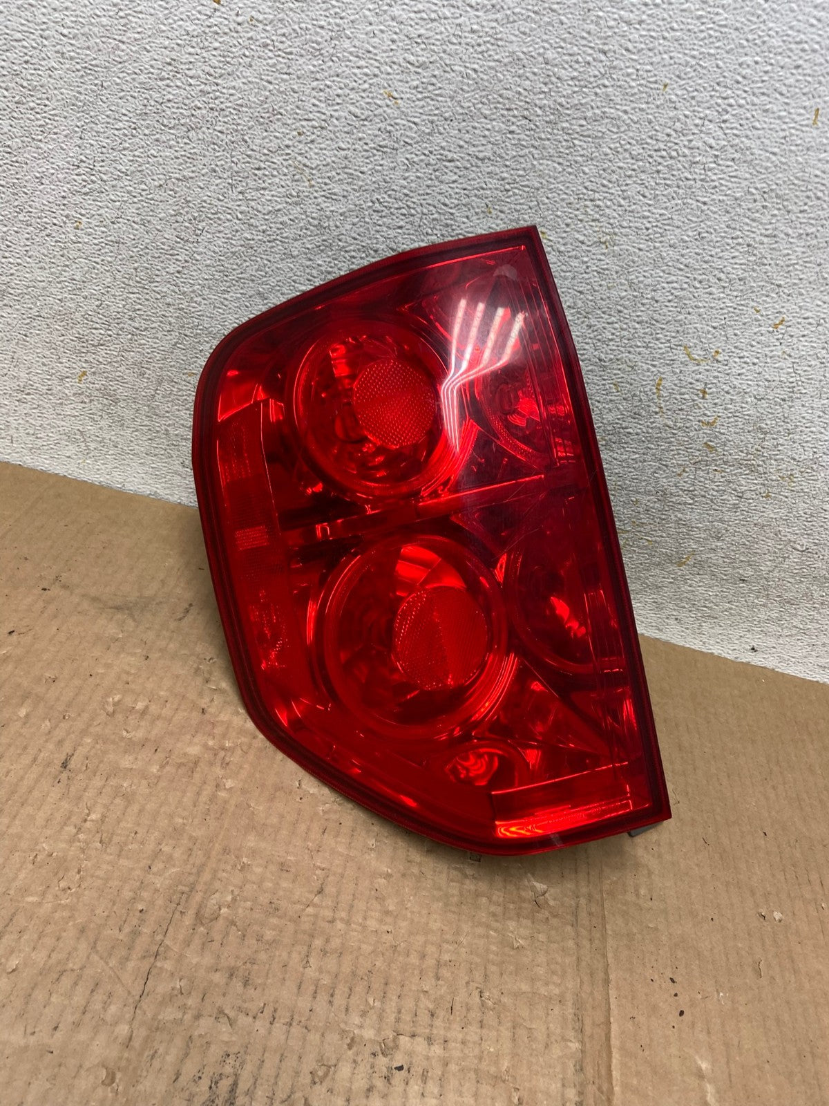 2003 2004 2005 Honda Pilot Left Driver LH Side Tail Light AI5893 LK0