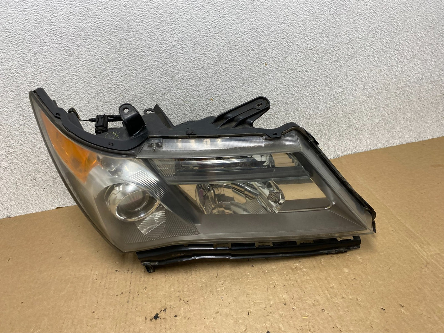 2007 2008 2009 Acura MDX Headlight Xenon HID Right Passenger RH AF9779 DW0