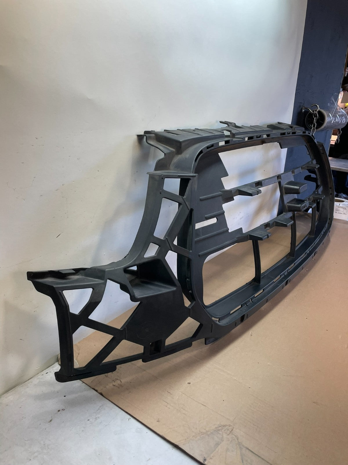 2015 to 2019 Ford Transit Front Upper Grill Grille Insert Support ai3950 DG2