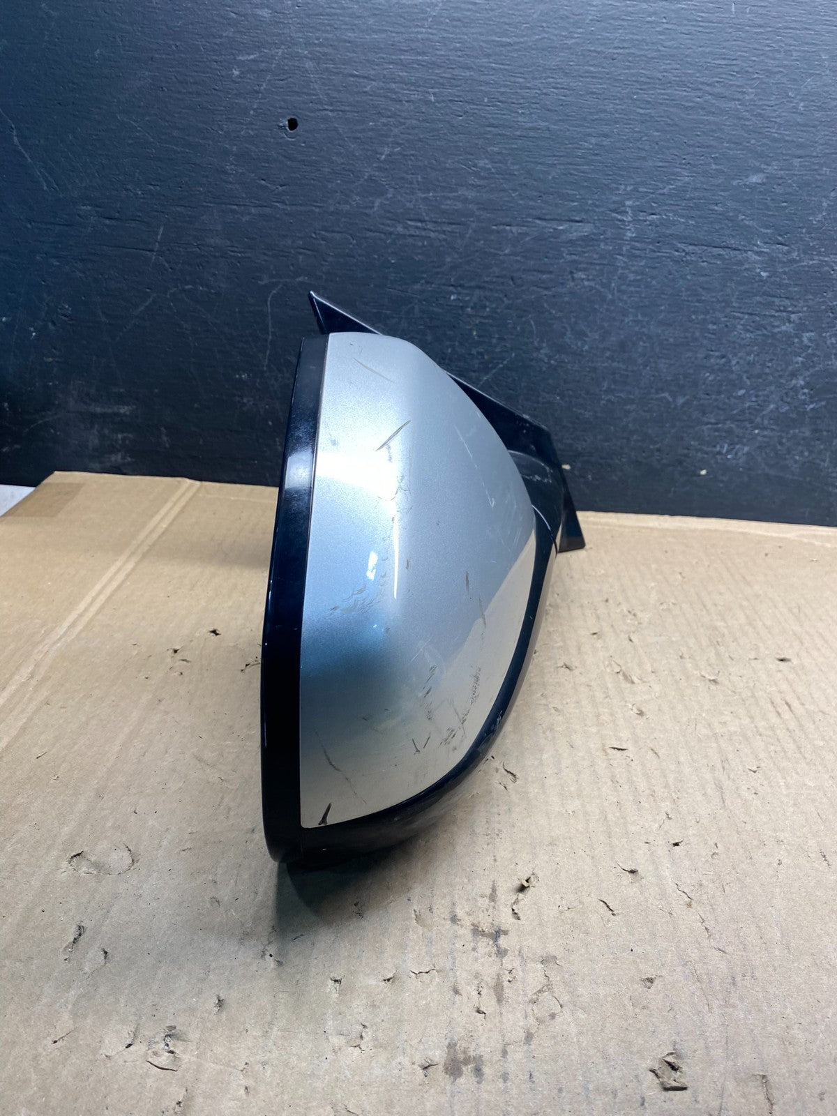 2010 to 2016 Cadillac SRX Right Passenger Rh Side Door Mirror AE7958 DG11