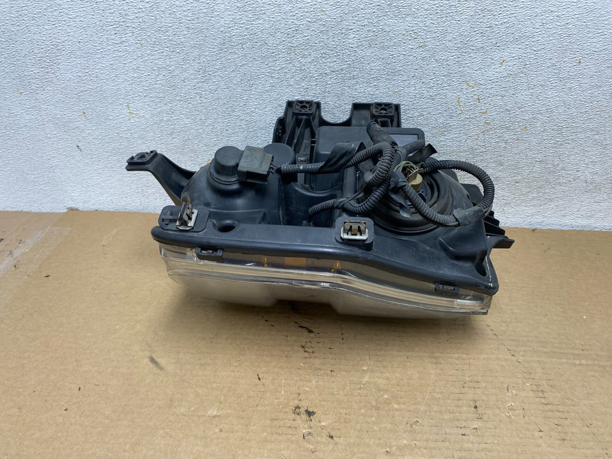 2008 to 2010 Ford F250 Super Duty Left Driver LH Side Headlight AH4190 DW6