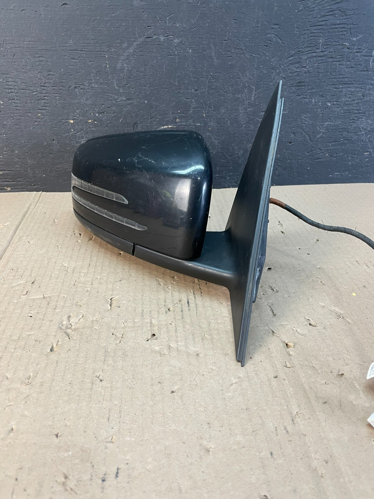 2010 to 2014 Mercedes C300 C-Class Right Passenger View Door Mirror AD8687 DW1