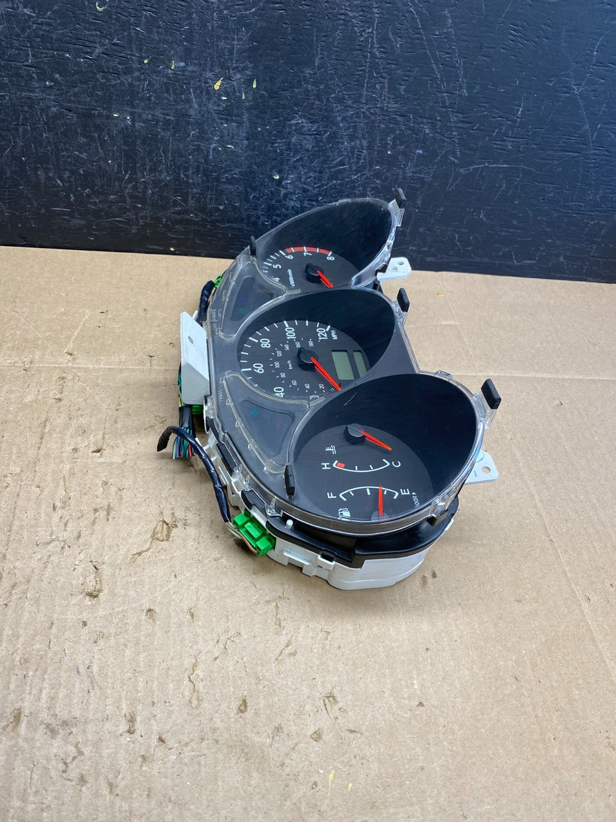 2004 Subaru Forester Speedometer Instrument Cluster Gauges AC6669 DG1