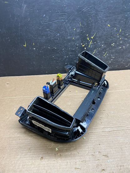 2007 to 2009 Hyundai Santa Fe Center Dashboard Radio Bezel Trim Oem W0371 DG4