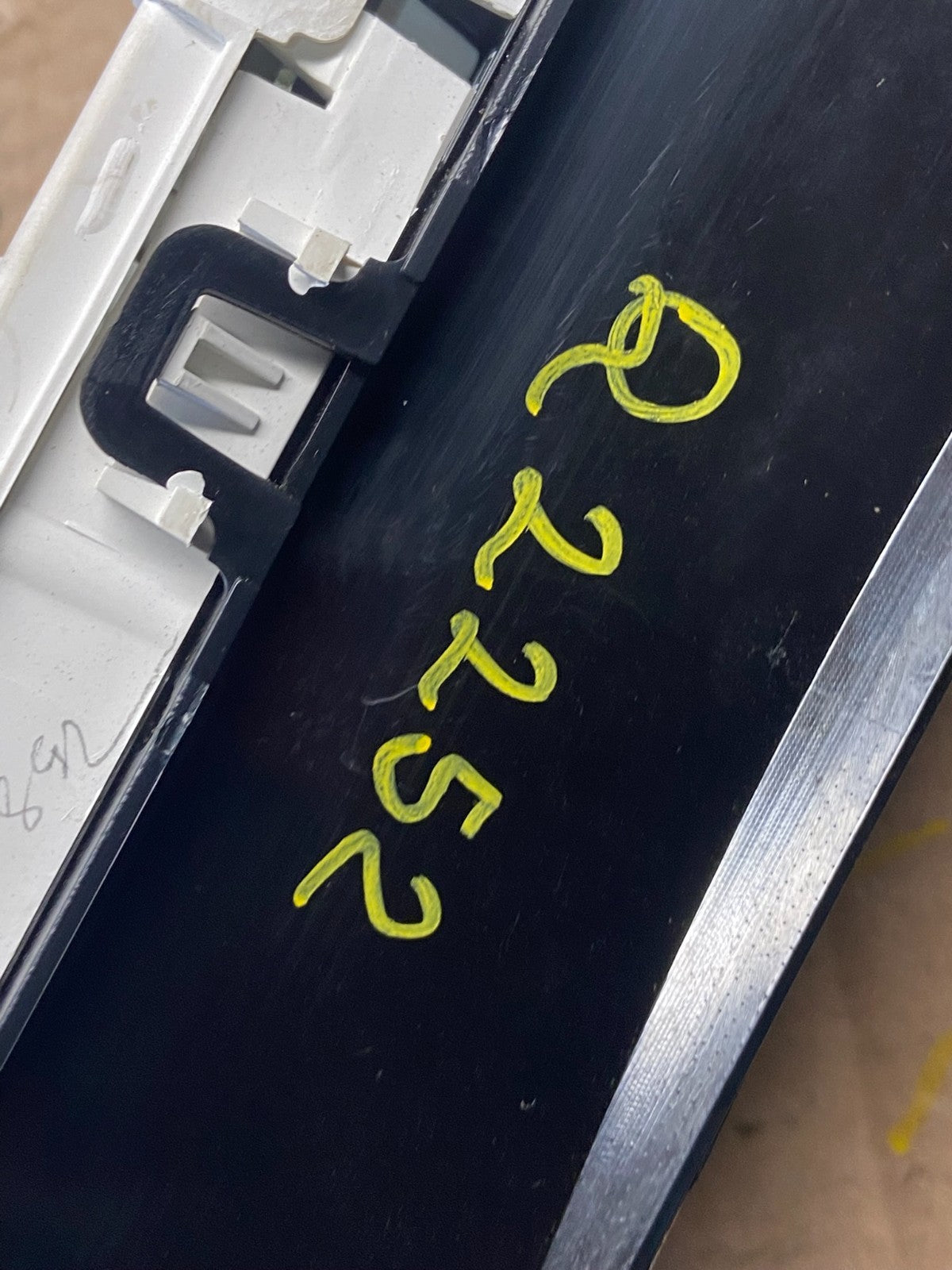 2010 to 2012 Nissan Pathfinder Speedometer Cluster Gauge q2252 DG7