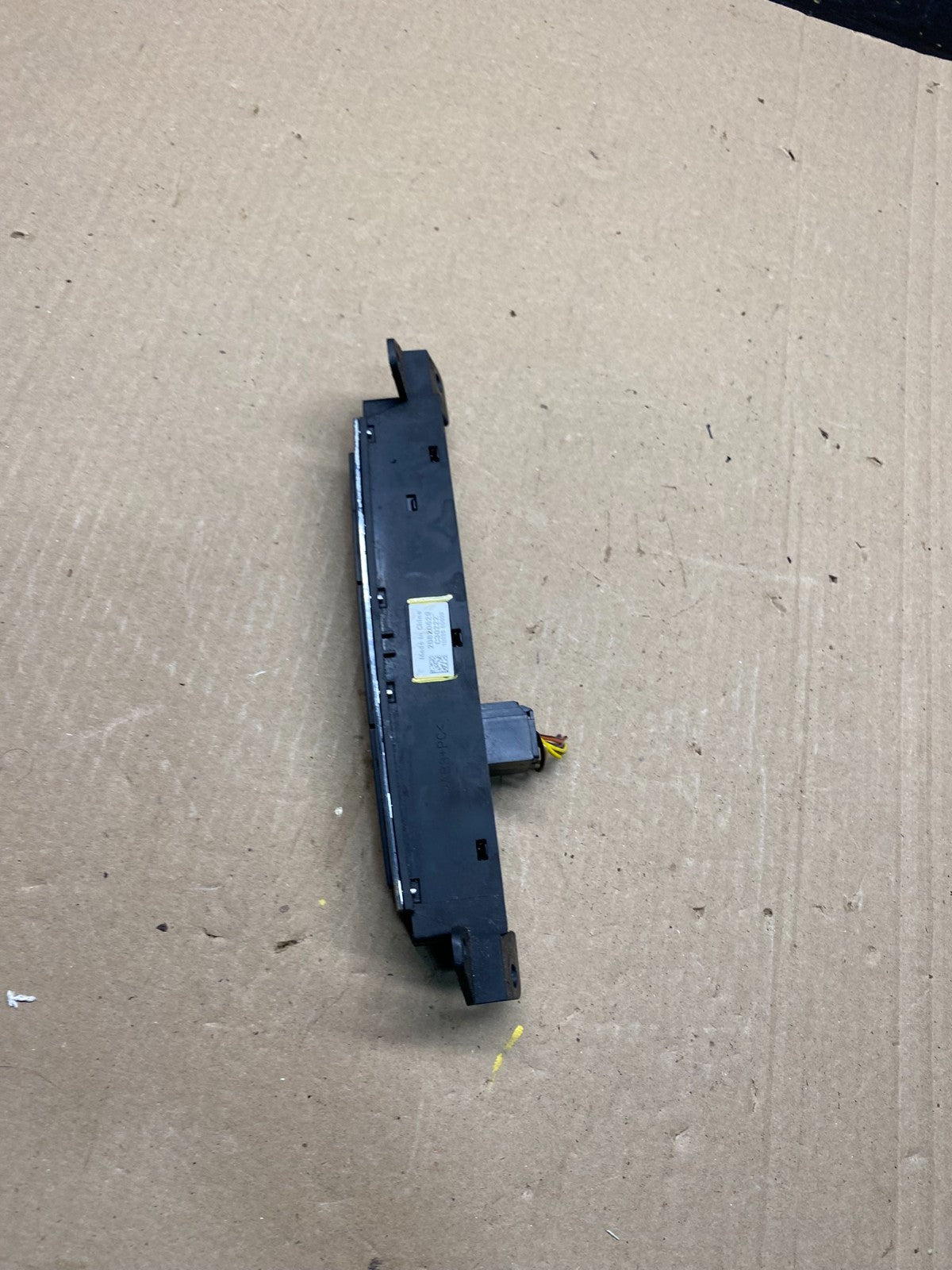 2007 - 2009 Cadillac Escalade Center Pedal Control Switch 20820629 Q6909 DG3