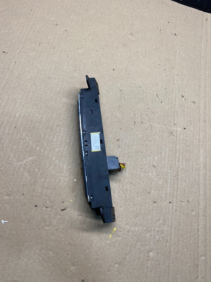 2007 - 2009 Cadillac Escalade Center Pedal Control Switch 20820629 Q6909 DG3