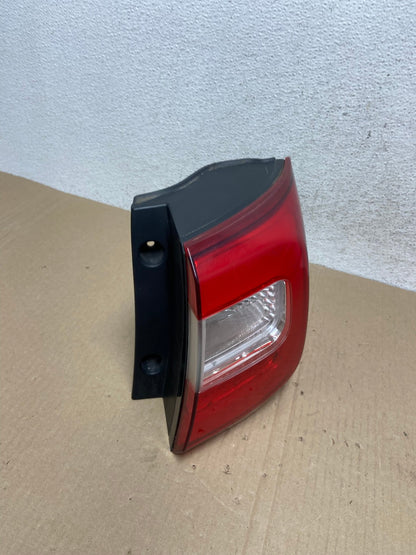 2014 2015 Kia Sorento Right Passenger RH LED Tail Light AE9455 LK2