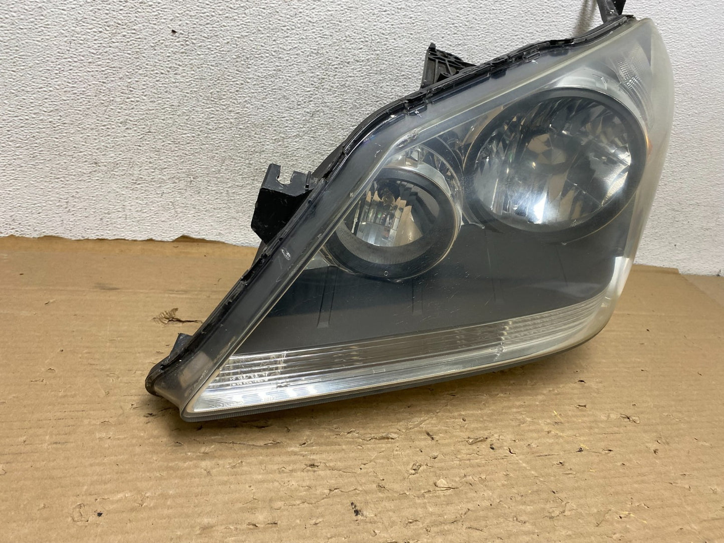 2005 2006 2007 Honda Odyssey Left Driver LH Side Halogen Headlight AG8325 DW1