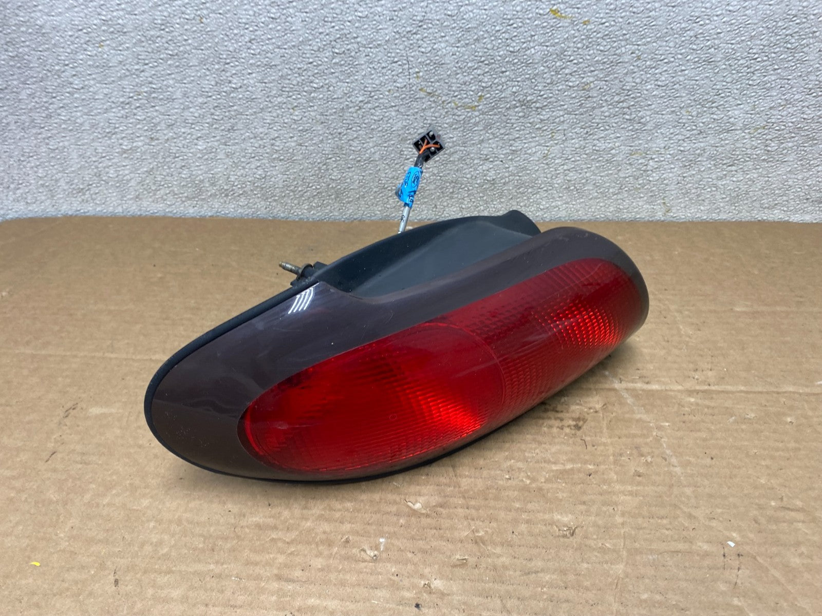 1996 to 1997 Ford Taurus Left Driver Lh Side Tail Light Oem Z1476 DW2