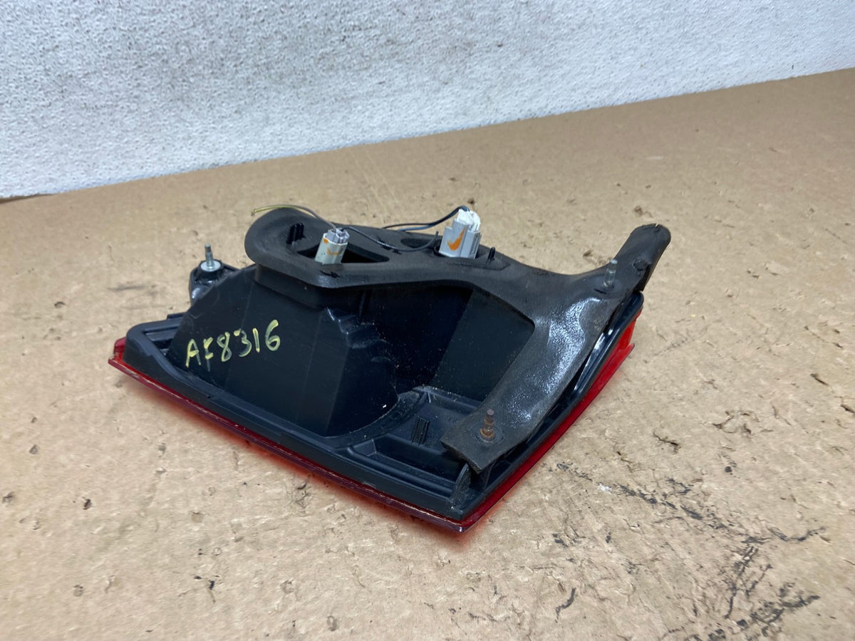 2010-2014 Subaru Outback Left Driver Lh Side Inner Tail Light AF8316 LK4