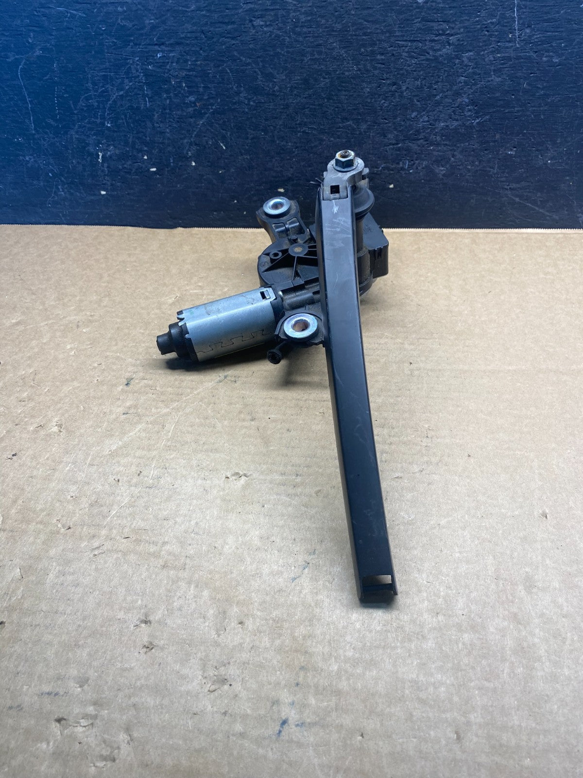 2011 to 2016 Volkswagen Tiguan Rear Window Wiper Motor AF6593 DG2