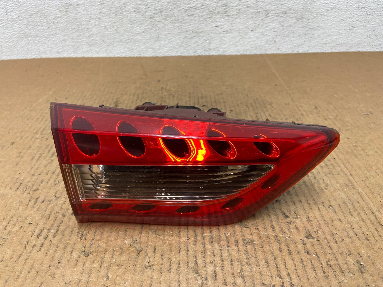 2009-2017 Infiniti FX35 FX50 QX70 Left Driver LH Inner Tail Light AE1269 LK0