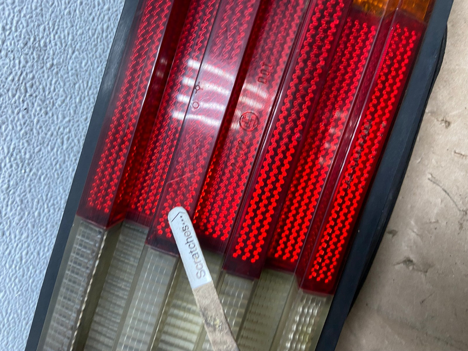 1986 to 1991 Mercedes-Benz W126 Right Passenger Side Tail Light AE6834 LK3