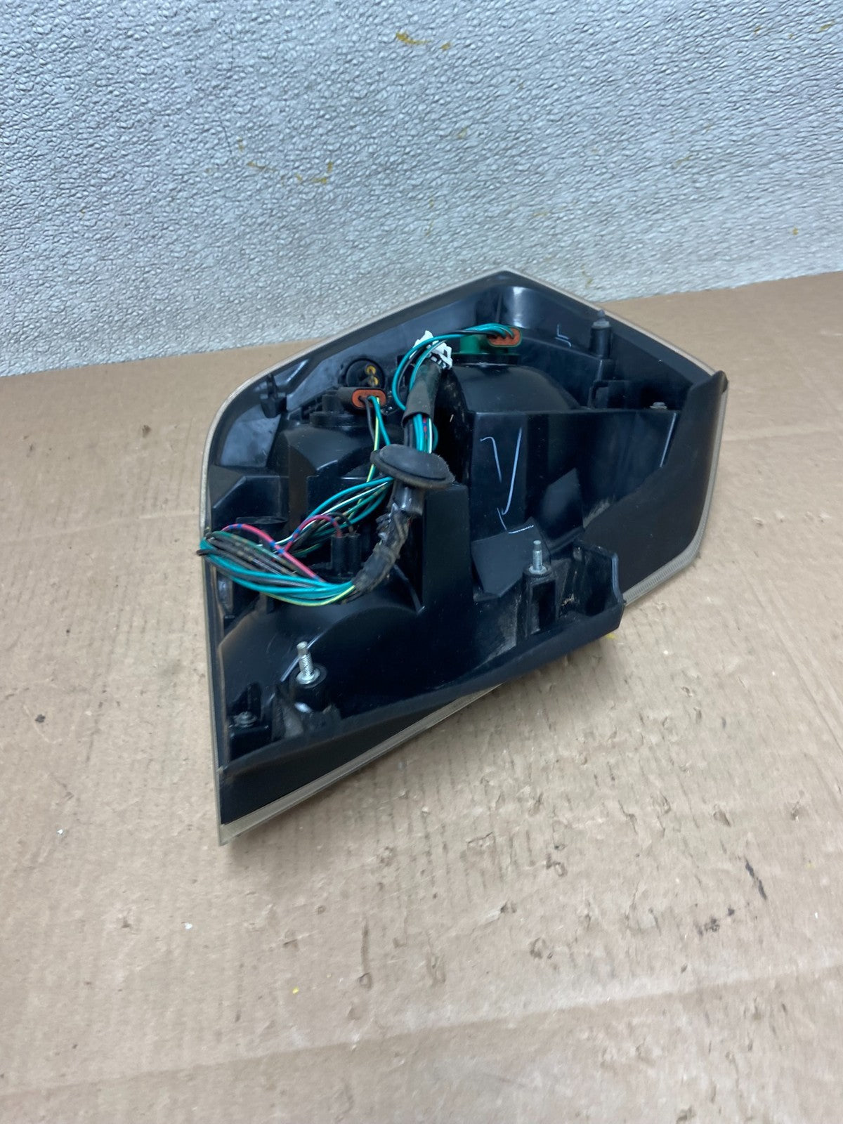 2007 to 2012 Nissan Sentra Right Passenger Rh Black Tail Light Oem Y2606 DW6