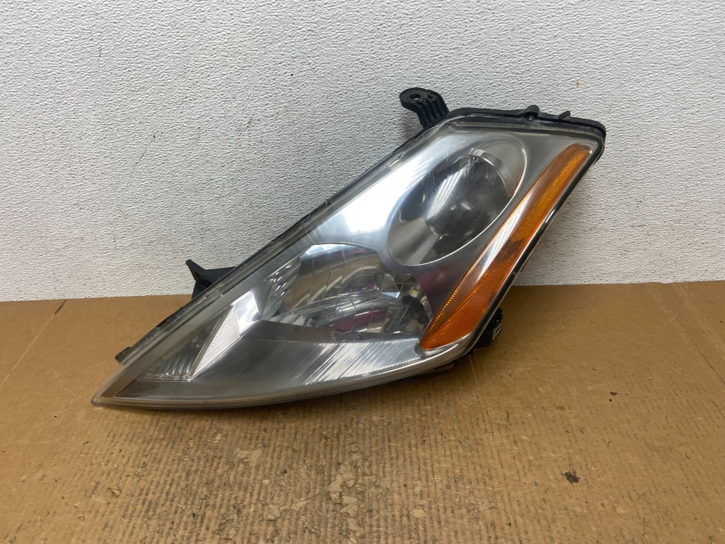 2003 to 2007 Nissan Murano Headlight Halogen Left Driver LH AE2837 DW0