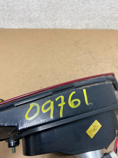 2002-2004 Infiniti i35 Inner Right Passenger Rh Side Tail Light OEM O9761 DW6