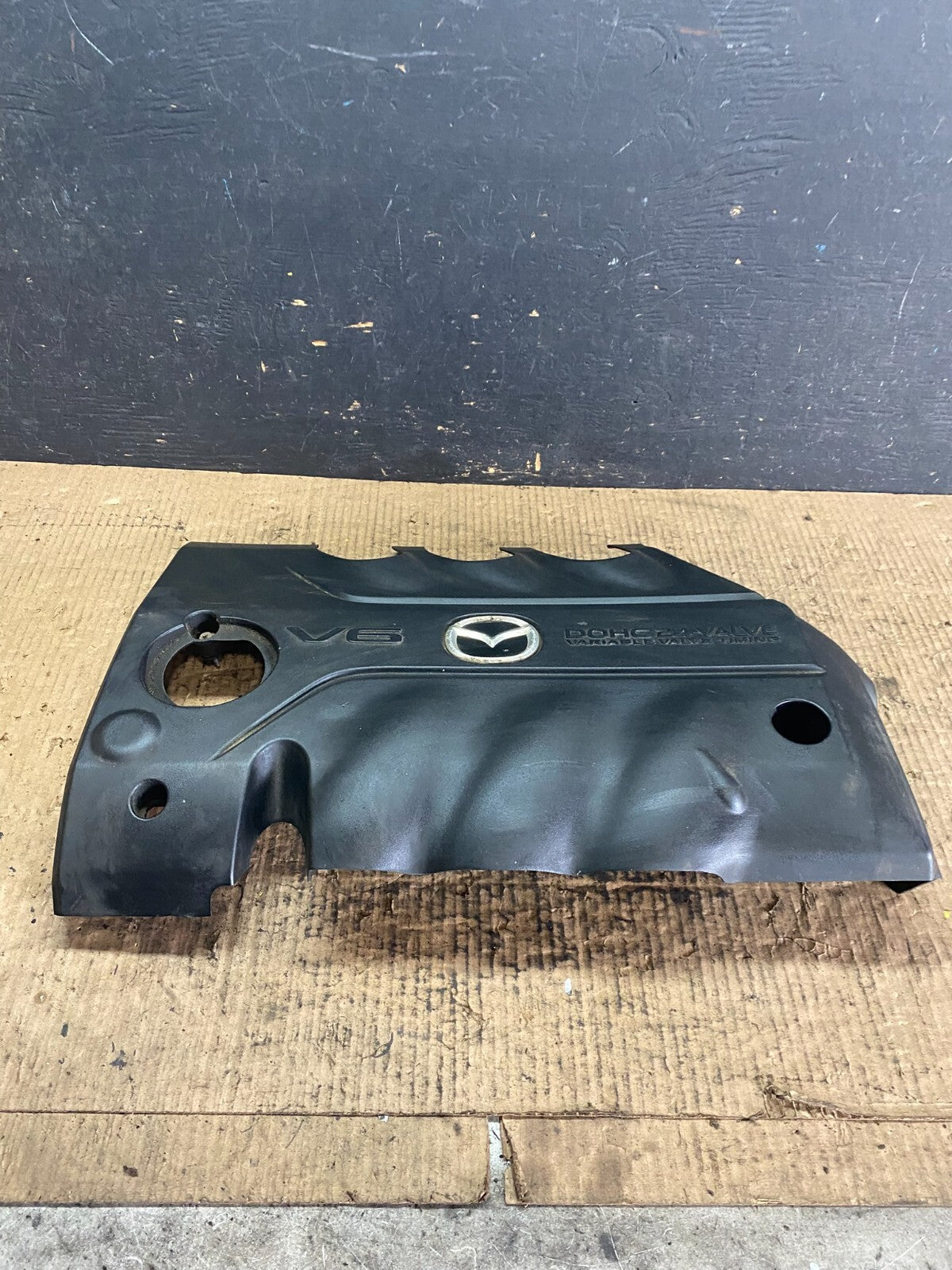 2003 to 2008 Mazda 6 3.0L Engine Cover Top Lid Cover N1956 DG0