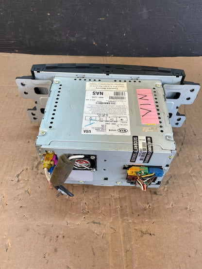 2009 to 2011 Kia Borrego Am Fm Cd Player Screen Radio Receiver OEM ac4891 DG7