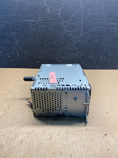 2013 to 2014 Ford Edge AM/FM Radio Reciever AG1906 DG2
