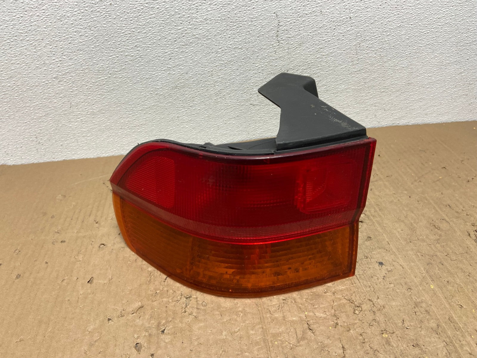 1999 2000 2001 Honda Odyssey Left Driver LH Side Tail Light OEM AC0054 LK0