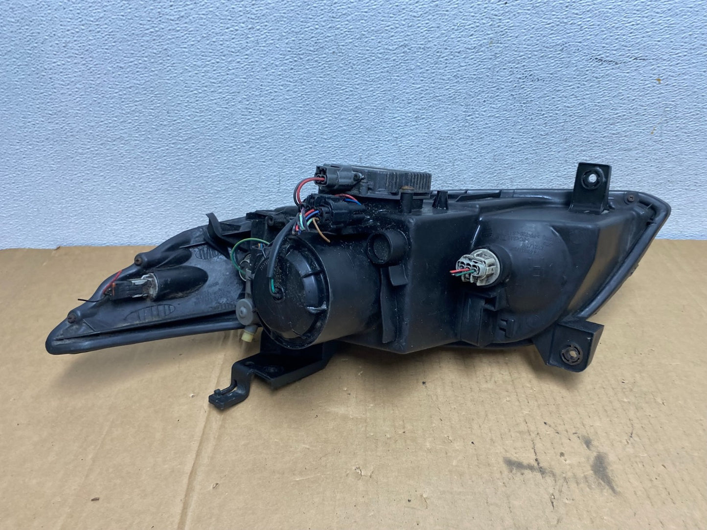 2004 to 2008 Infiniti Fx35 Hid Xenon Right Passenger Rh Headlight AD2673 DW6