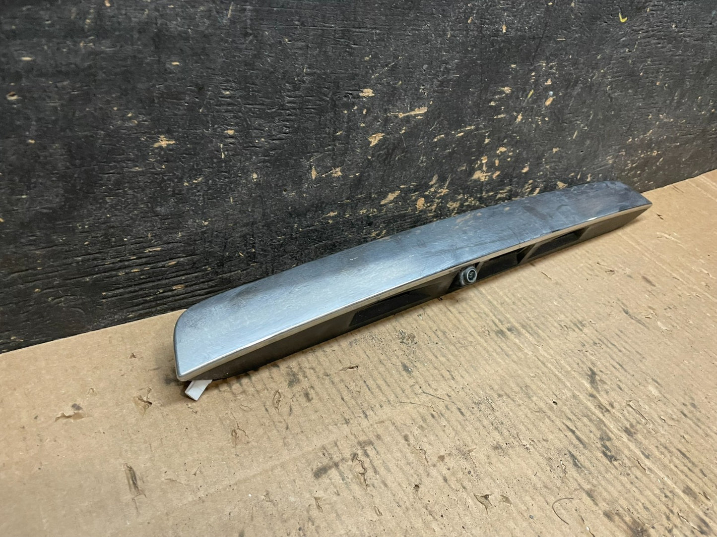 2013 to 2020 Nissan Pathfinder Rear Trunk Liftgate Handle Trim Camera r7100 DG1