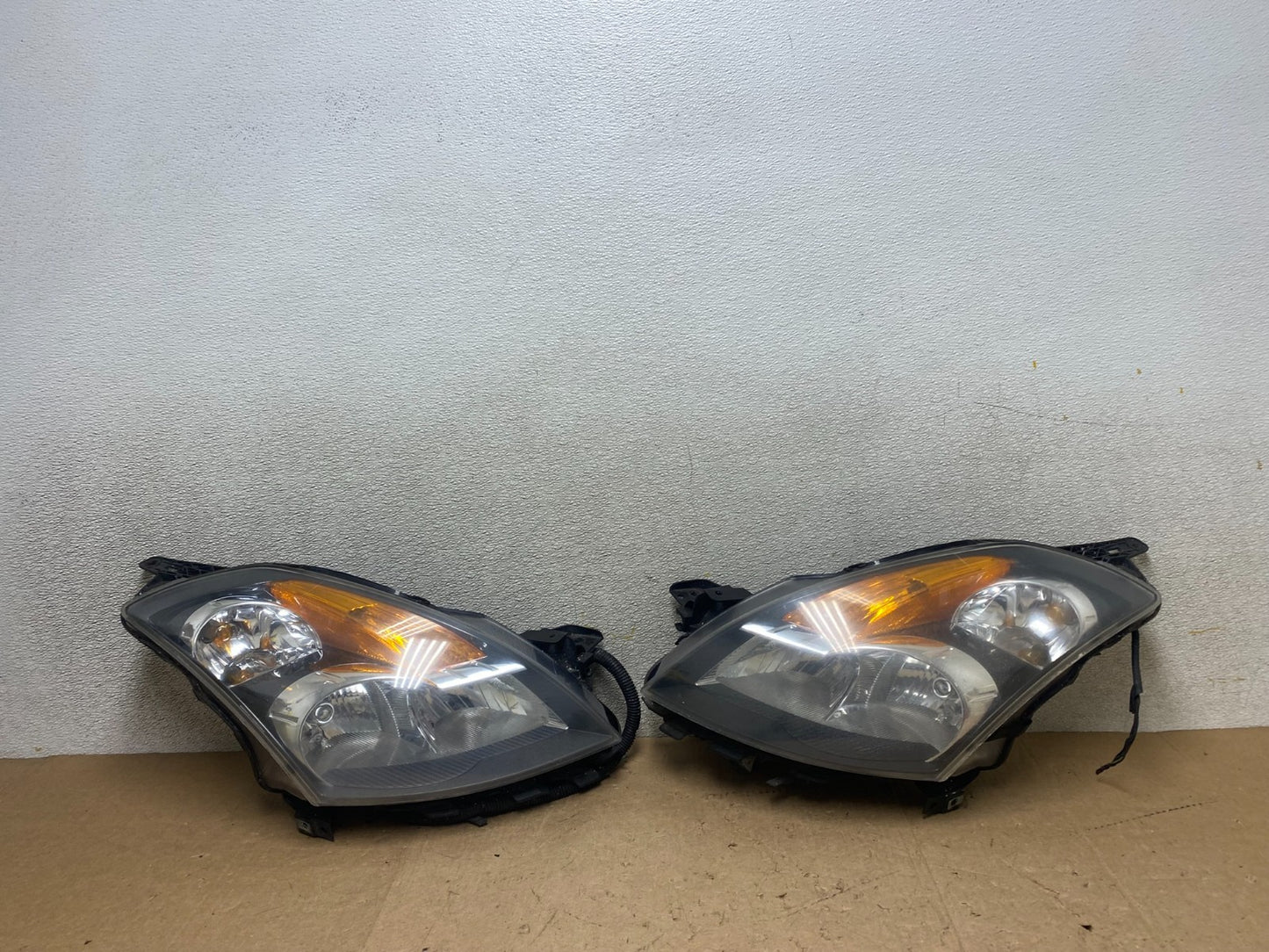 Sedan 2007 2008 2009 Nissan Altima Left+Right Set Headlights W9031 DW0